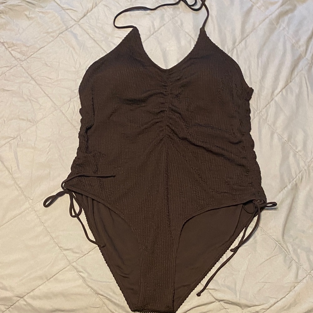 SHEIN Black Ruched One Piece Swimsuit